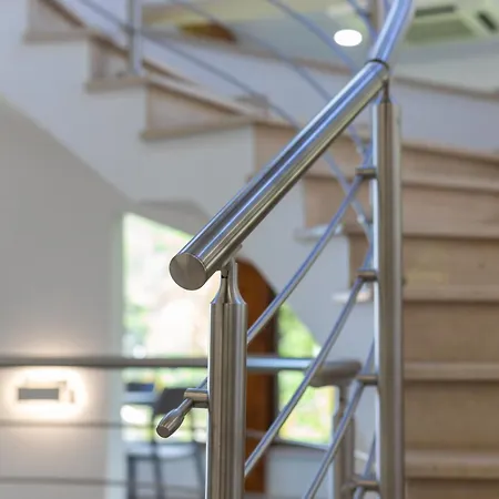 Otel Altum Tropea 3*